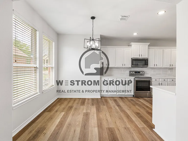 1738 Rock Ridge Dr — Photo 11