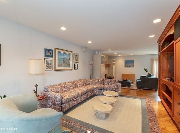 5th image of 1413 Linden Ave