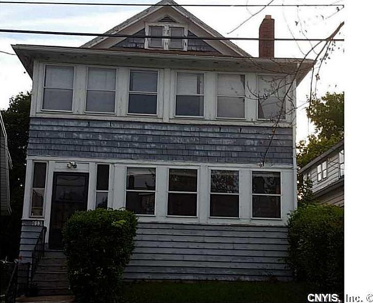 1st image of 613 Helen St #2