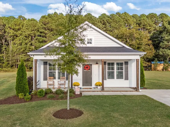 67 Overdrift Ct, Selma, NC 27576