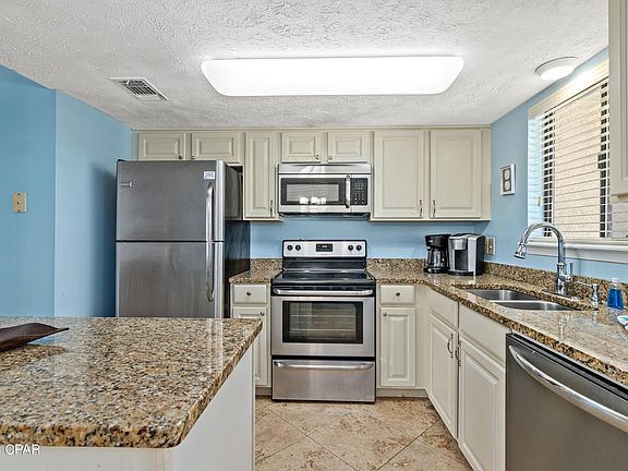 4th image of 124 Robin Ln