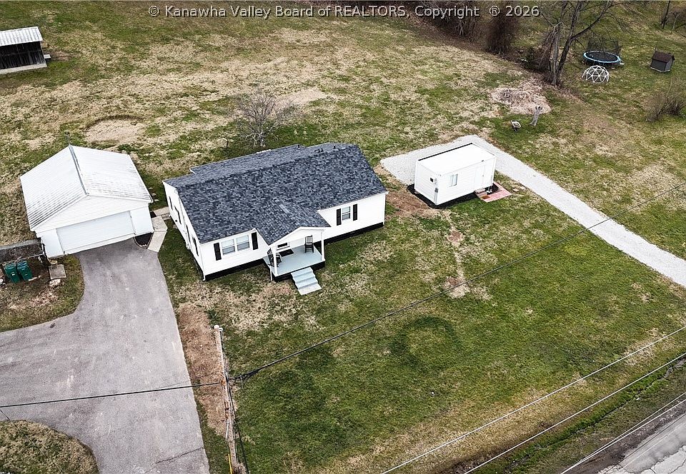 1st image of 293 Cow Creek Rd