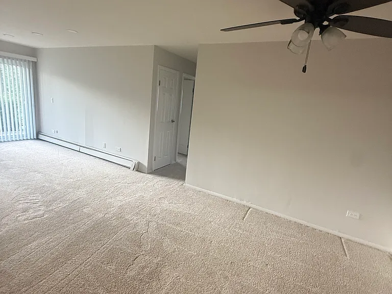 9S220 Lake Dr — Photo 9