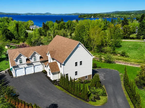 29 Campbell Road, Newport City, VT 05855