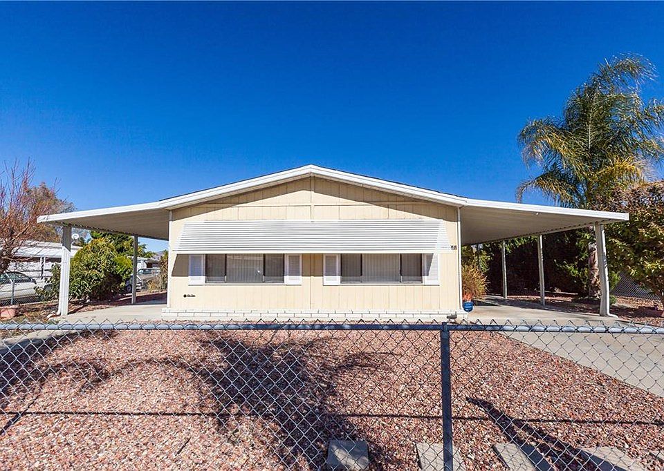 1st image of 43588 Acacia Ave