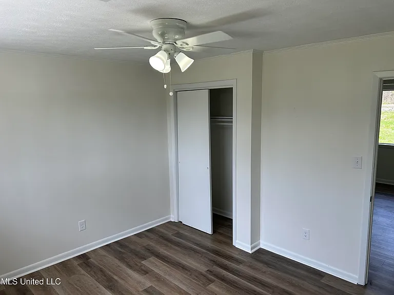 2647 State Highway 468 — Photo 22