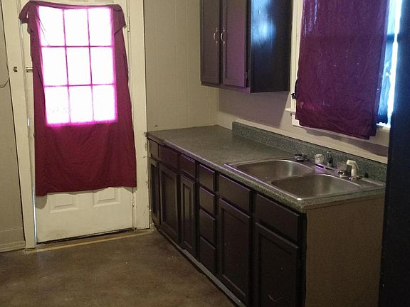 2nd image of 531 N Middle St