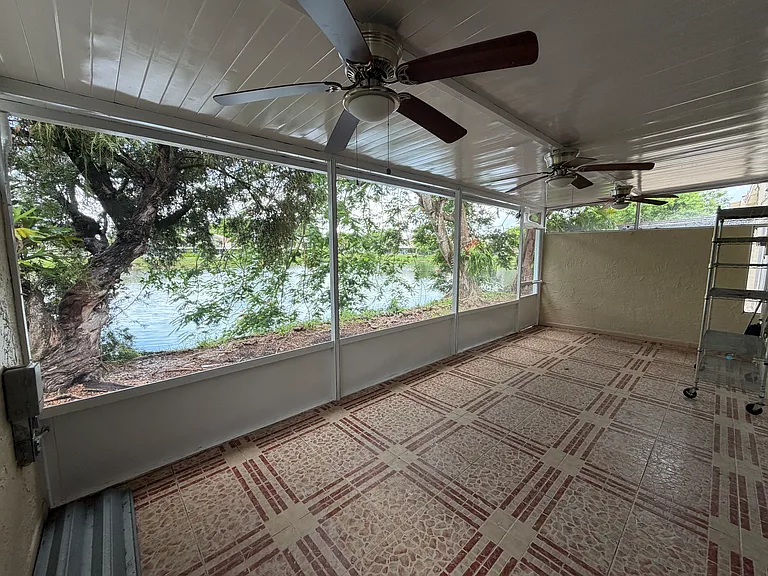 14279 Kendale Lakes Cir — Photo 20