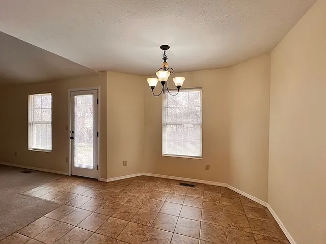 436 N Chandler Ave — Photo 6