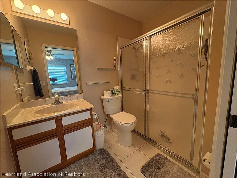 2103 Villaway E — Photo 20