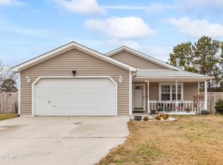 234 Parnell Rd, Hubert, NC 28539