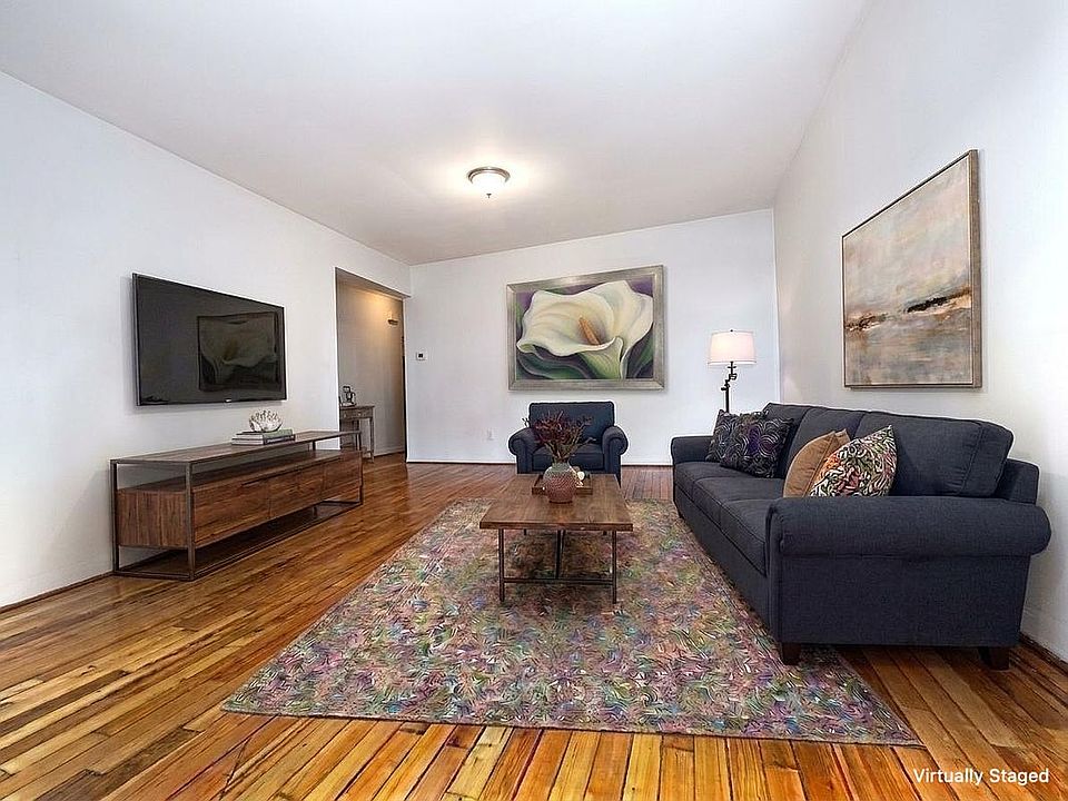 1st image of 447 E 21st St