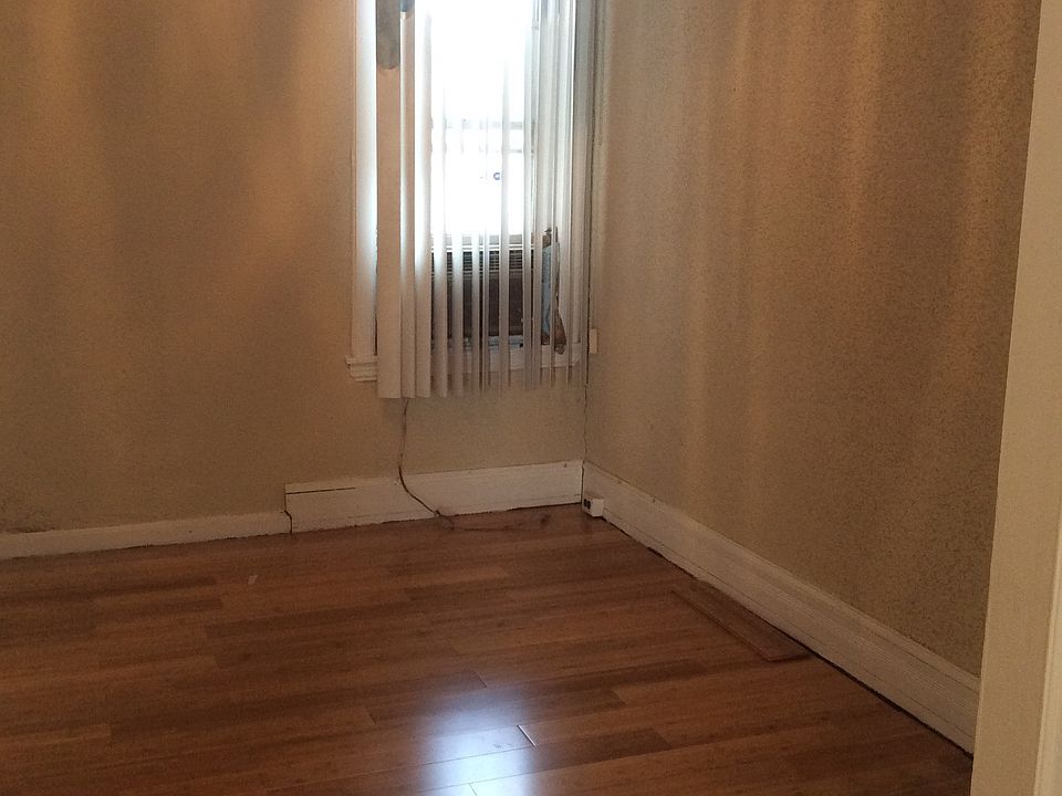 1st image of 2303 N Woodstock St