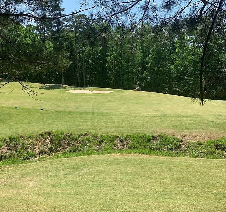 1st image of 218 Amelia Dr