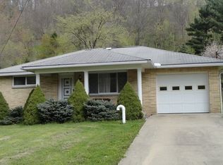 4971 Kings Creek Rd, Weirton, WV 26062