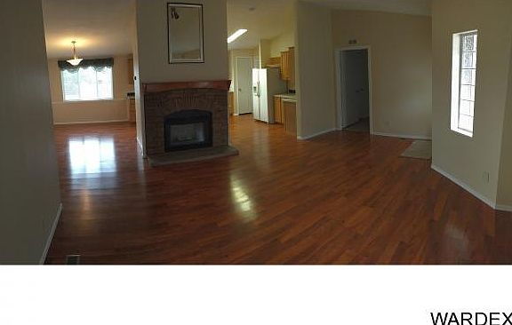 4th image of 1631 Nottingham Dr