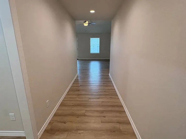 4354 W Riley St — Photo 5