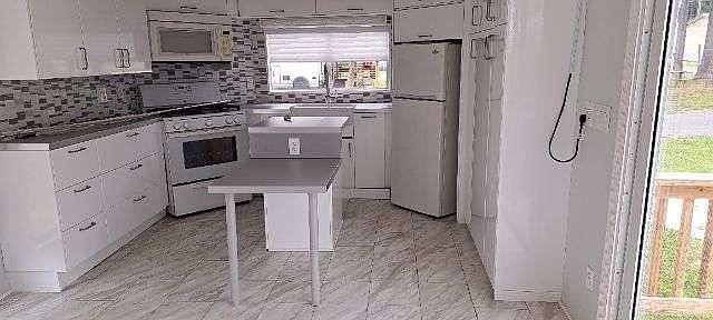 1st image of 1720 NW 38th Ave Unit 73A