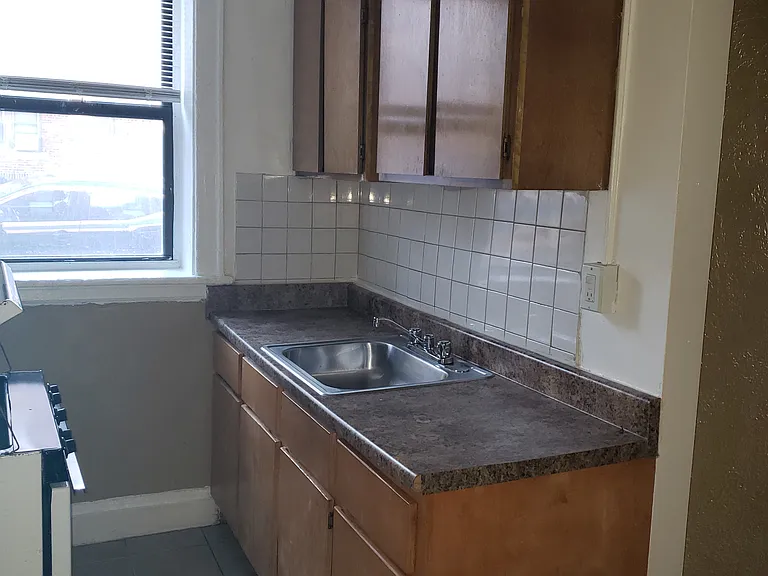 205 Washington Ave #B — Photo 4