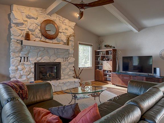 5th image of 4462 Crescent Rd
