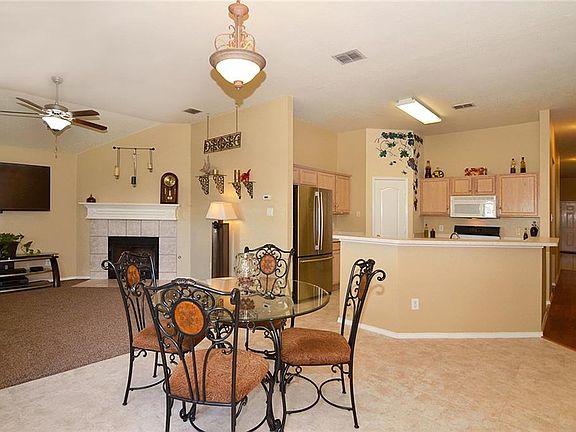 5th image of 9101 Chesapeake Ln