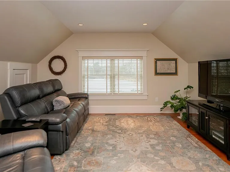 58 Ridge Rd — Photo 15