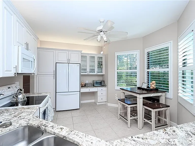 2371 Ravenna Blvd #101 — Photo 10