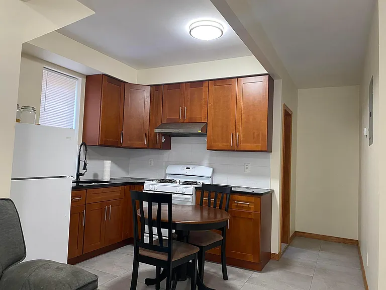 1465 Rowland St #1 — Photo 1