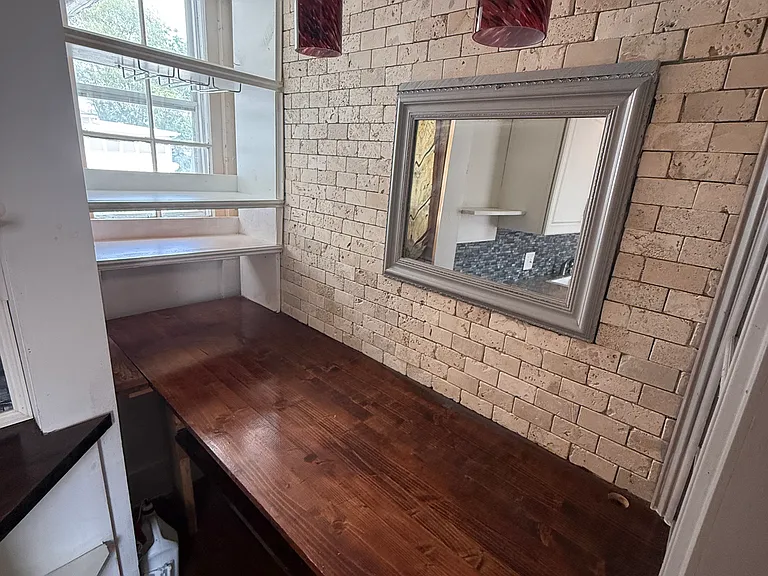 929 Franklin St #3 — Photo 8