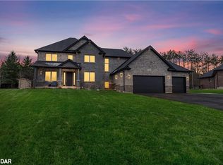 9 Josephine Ct, Springwater, ON L9X0H9