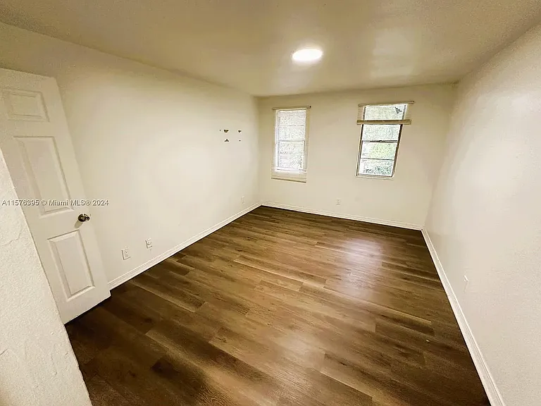 1748 El Camino Rd #6 — Photo 12