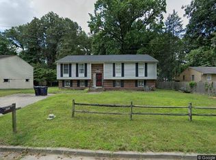 9233 Fowler Ln, Lanham, MD 20706