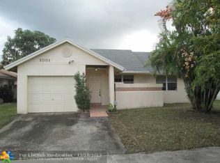 1051 SW 99th Ave, Pembroke Pines, FL 33025