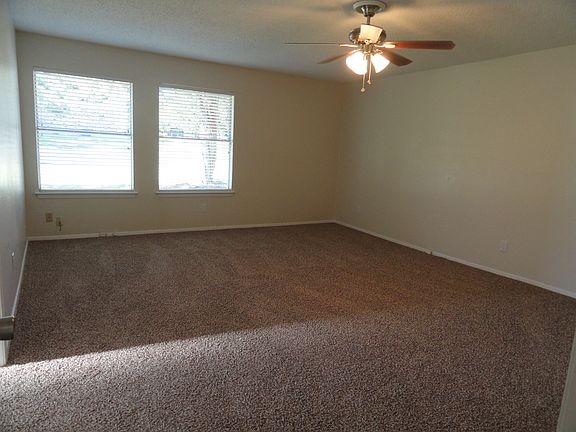 5th image of 11301 Salt Cedar Trl