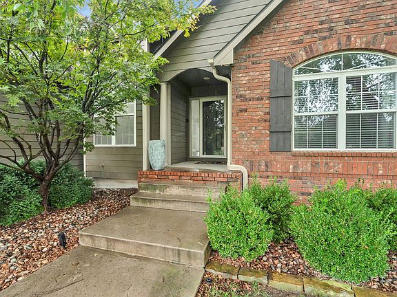 2nd image of 357 S Grand Mere Ct