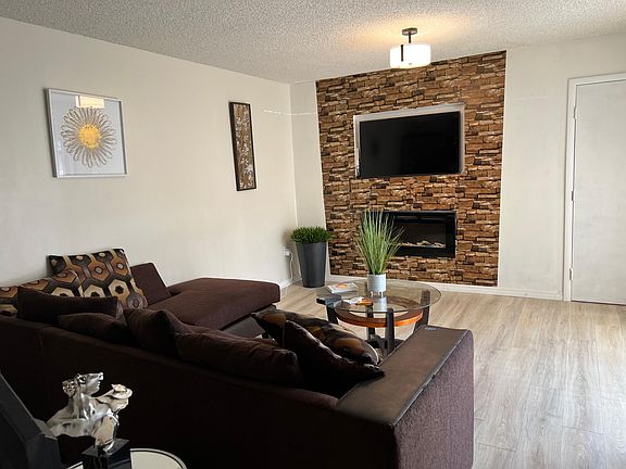 3rd image of 5393 Elm Ct #308
