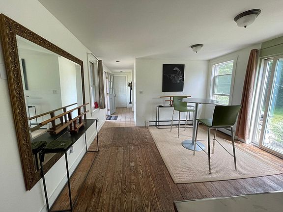 4th image of 31 Millbrook Rd