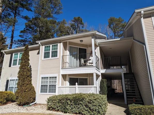 821 Ridgefield Dr, Peachtree City, GA 30269