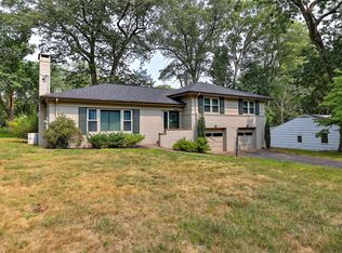 23 Whittier Rd, New Haven, CT 06515