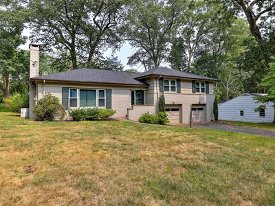 23 Whittier Road, New Haven, CT, 06515