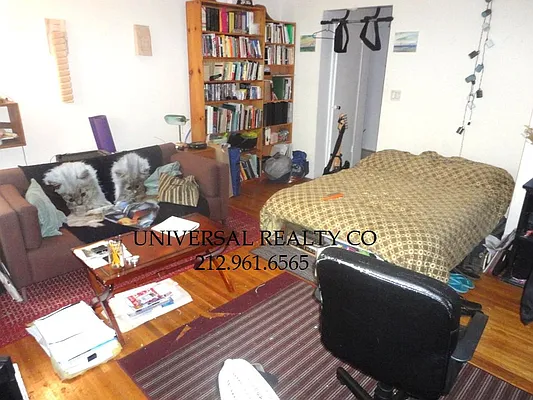 Rented by Universal Realty Group | media 38