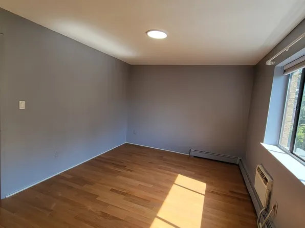 6201 Spencer Terrace image 18 of 26