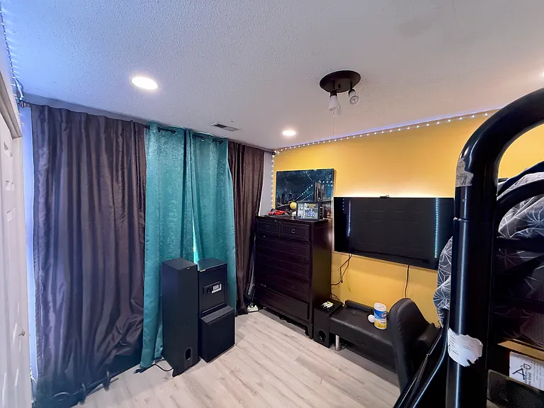 4786 Elizabeth Ln — Photo 17