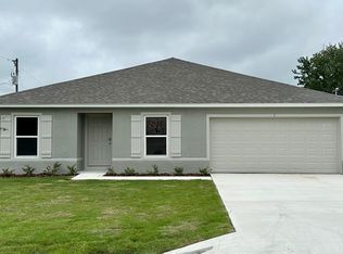 1 Prince Manfred Pl, Palm Coast, FL 32164