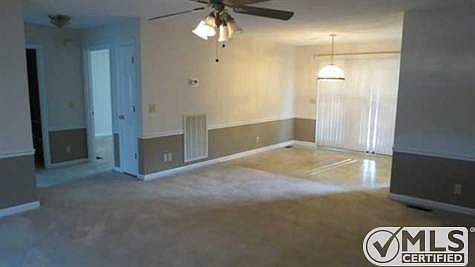 2nd image of 205 Idle Dr