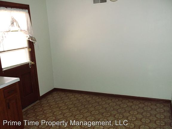 4th image of 1521 N 63rd Pl