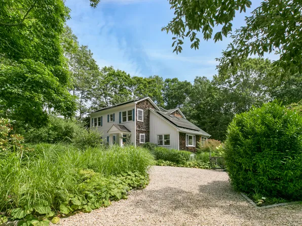 12 Bob White Dr, Water Mill, NY 11976