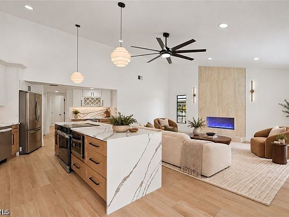 5th image of 3603 SW 5th Pl