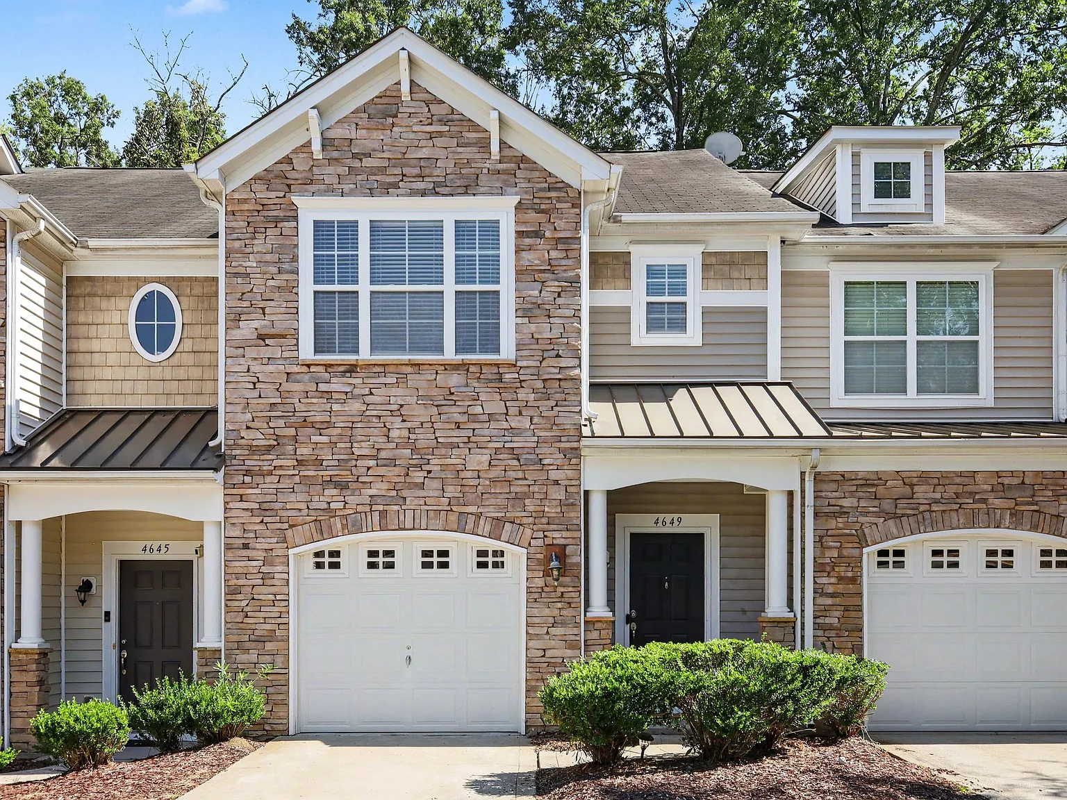 3 bed, 2.5 bath, 1536 sqft, $2,000 — Photo 1