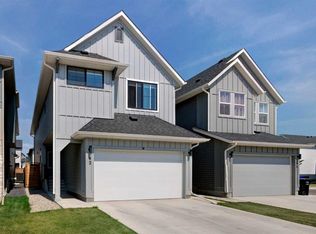 92 S Copperhead Grv SE, Calgary, AB T2Z5H2
